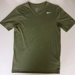 Nike Men’s t-shirt